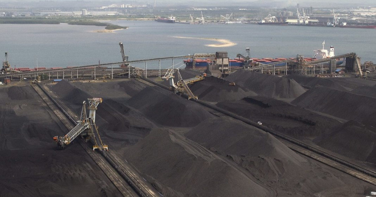 EXXARO WEIGHS COAL EXPORT HANDLING OPTIONS AS RBCT CONGESTION RAISES ITS HEAD AGAIN